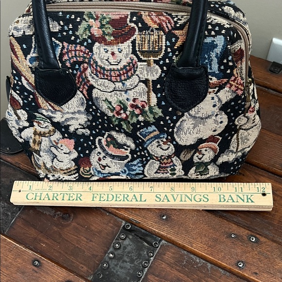 Festive Snowman Patterned Purse and Pouch Set - Picture 2 of 9